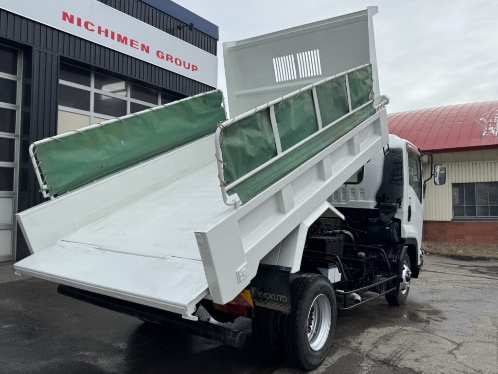 平成28年　フォワード4トンLゲートダンプ　全塗装済み　電動コボレーン　車検1年付
