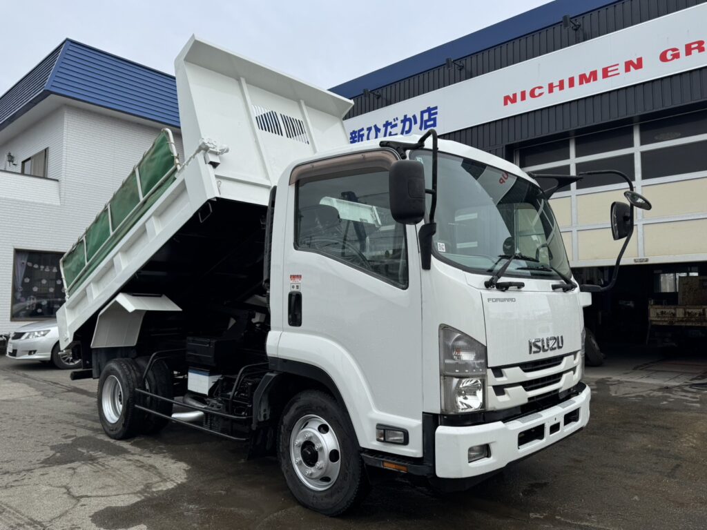 平成28年　フォワード4トンLゲートダンプ　全塗装済み　電動コボレーン　車検1年付