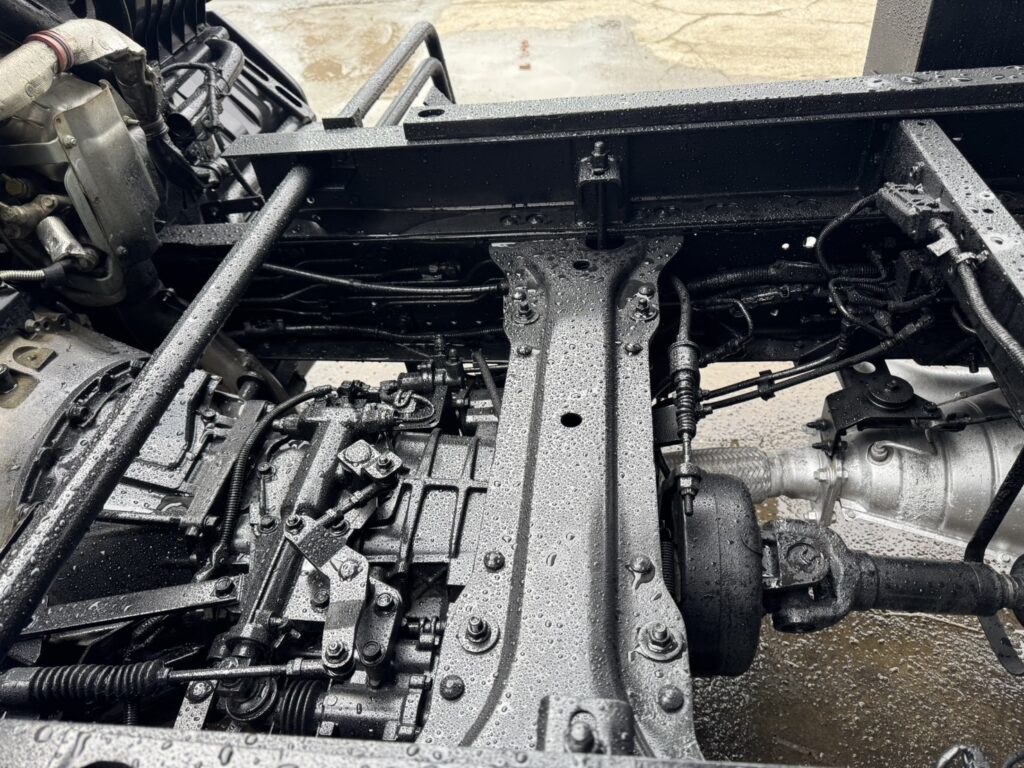 平成28年　フォワード4トンLゲートダンプ　全塗装済み　電動コボレーン　車検1年付