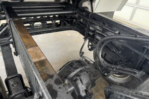 サムネイル: 平成28年　フォワード4トンLゲートダンプ　全塗装済み　電動コボレーン　車検1年付