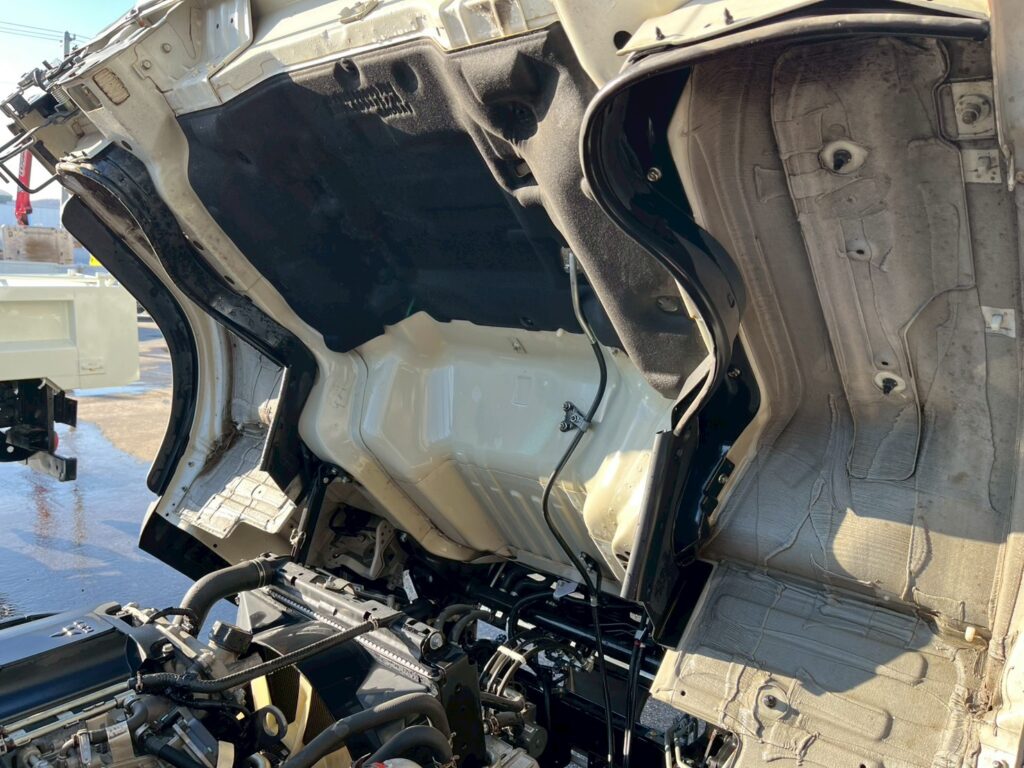 【平成29年式】三菱　キャンター　2t平ボデー　セミワイド　ロング　車検令和9年1月まで！　【お問い合わせは北見店へ～TEL0157-57-7166～】