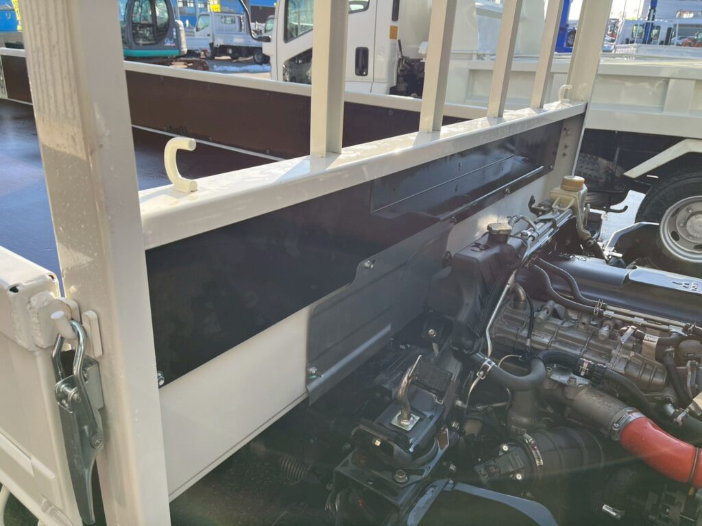 【平成29年式】三菱　キャンター　2t平ボデー　セミワイド　ロング　車検令和9年1月まで！　【お問い合わせは北見店へ～TEL0157-57-7166～】