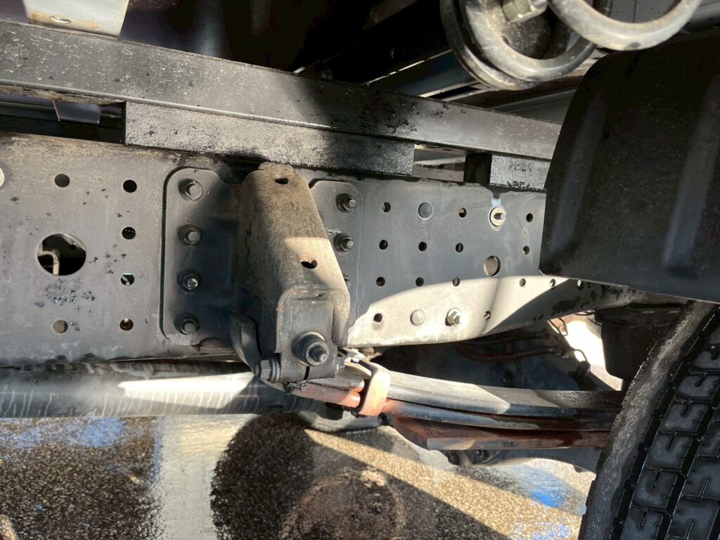 【平成29年式】三菱　キャンター　2t平ボデー　セミワイド　ロング　車検令和9年1月まで！　【お問い合わせは北見店へ～TEL0157-57-7166～】