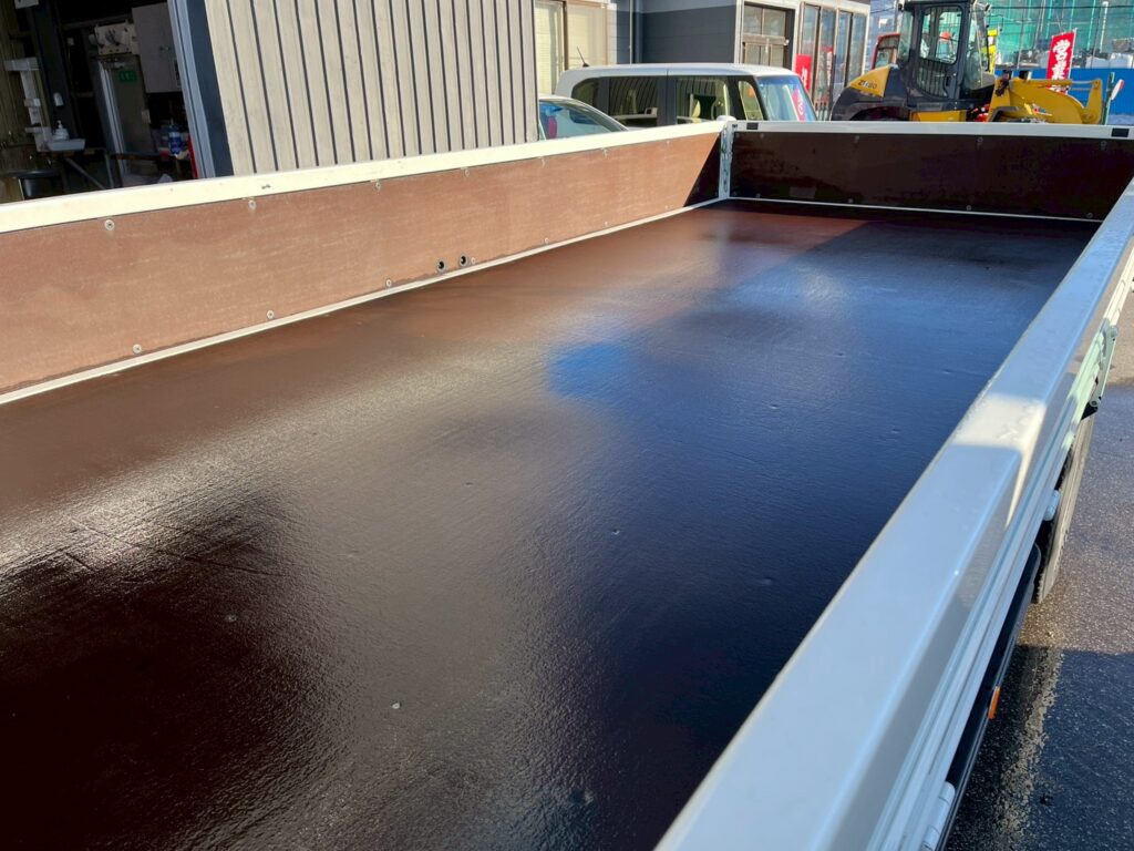 【平成29年式】三菱　キャンター　2t平ボデー　セミワイド　ロング　車検令和9年1月まで！　【お問い合わせは北見店へ～TEL0157-57-7166～】