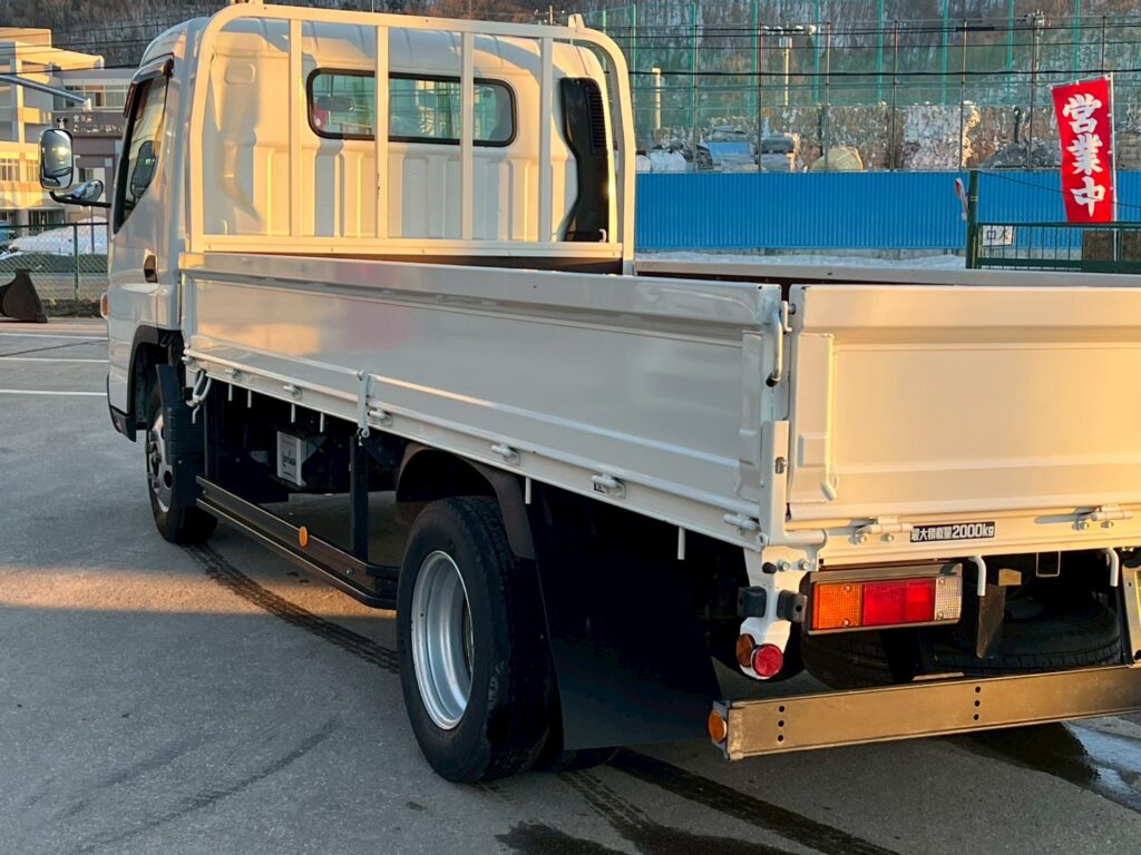 【平成29年式】三菱　キャンター　2t平ボデー　セミワイド　ロング　車検令和9年1月まで！　【お問い合わせは北見店へ～TEL0157-57-7166～】