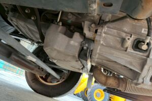 サムネイル: 【平成29年式】三菱　キャンター　2t平ボデー　セミワイド　ロング　車検令和9年1月まで！　【お問い合わせは北見店へ～TEL0157-57-7166～】