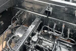 サムネイル: 【平成27年式】　いすゞ　フォワード　4tダンプ　Lゲート　電動コボレーン　車検1年付き【お問い合わせは北見店へ～TEL0157-57-7166～】