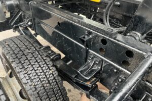 サムネイル: 【平成27年式】　いすゞ　フォワード　4tダンプ　Lゲート　電動コボレーン　車検1年付き【お問い合わせは北見店へ～TEL0157-57-7166～】