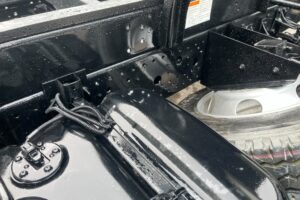 サムネイル: 【平成27年式】　いすゞ　フォワード　4tダンプ　Lゲート　電動コボレーン　車検1年付き【お問い合わせは北見店へ～TEL0157-57-7166～】