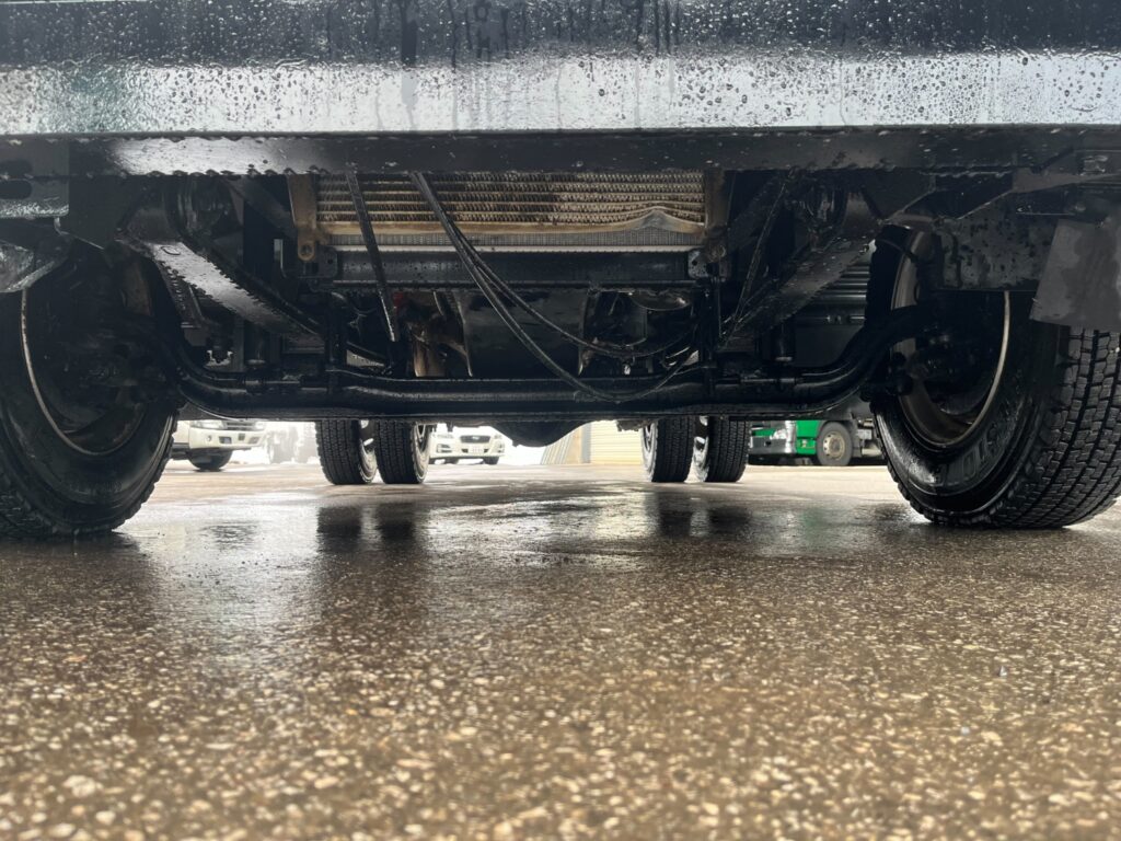 【平成27年式】　いすゞ　フォワード　4tダンプ　Lゲート　電動コボレーン　車検1年付き【お問い合わせは北見店へ～TEL0157-57-7166～】