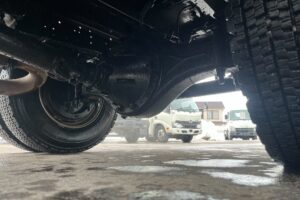 サムネイル: 【平成27年式】　いすゞ　フォワード　4tダンプ　Lゲート　電動コボレーン　車検1年付き【お問い合わせは北見店へ～TEL0157-57-7166～】