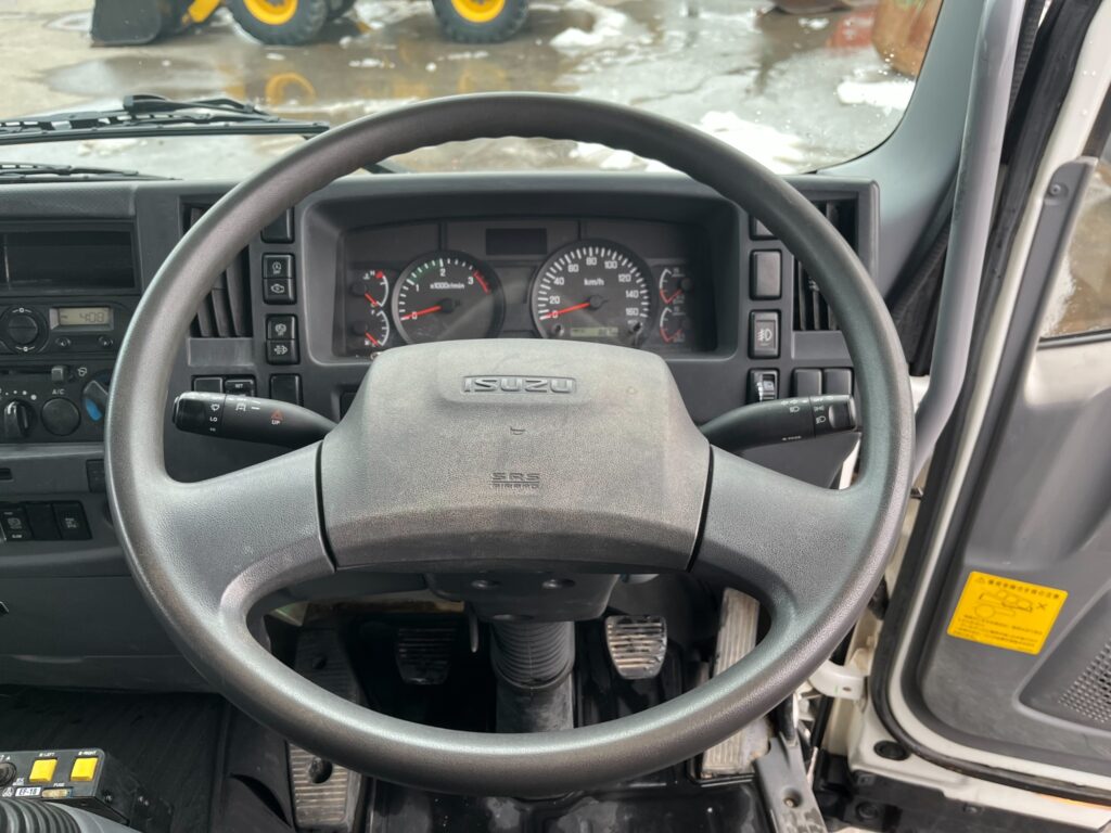 【平成27年式】　いすゞ　フォワード　4tダンプ　Lゲート　電動コボレーン　車検1年付き【お問い合わせは北見店へ～TEL0157-57-7166～】