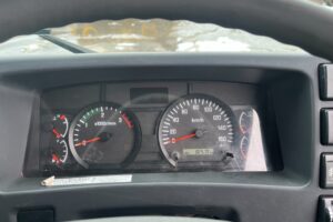 サムネイル: 【平成27年式】　いすゞ　フォワード　4tダンプ　Lゲート　電動コボレーン　車検1年付き【お問い合わせは北見店へ～TEL0157-57-7166～】