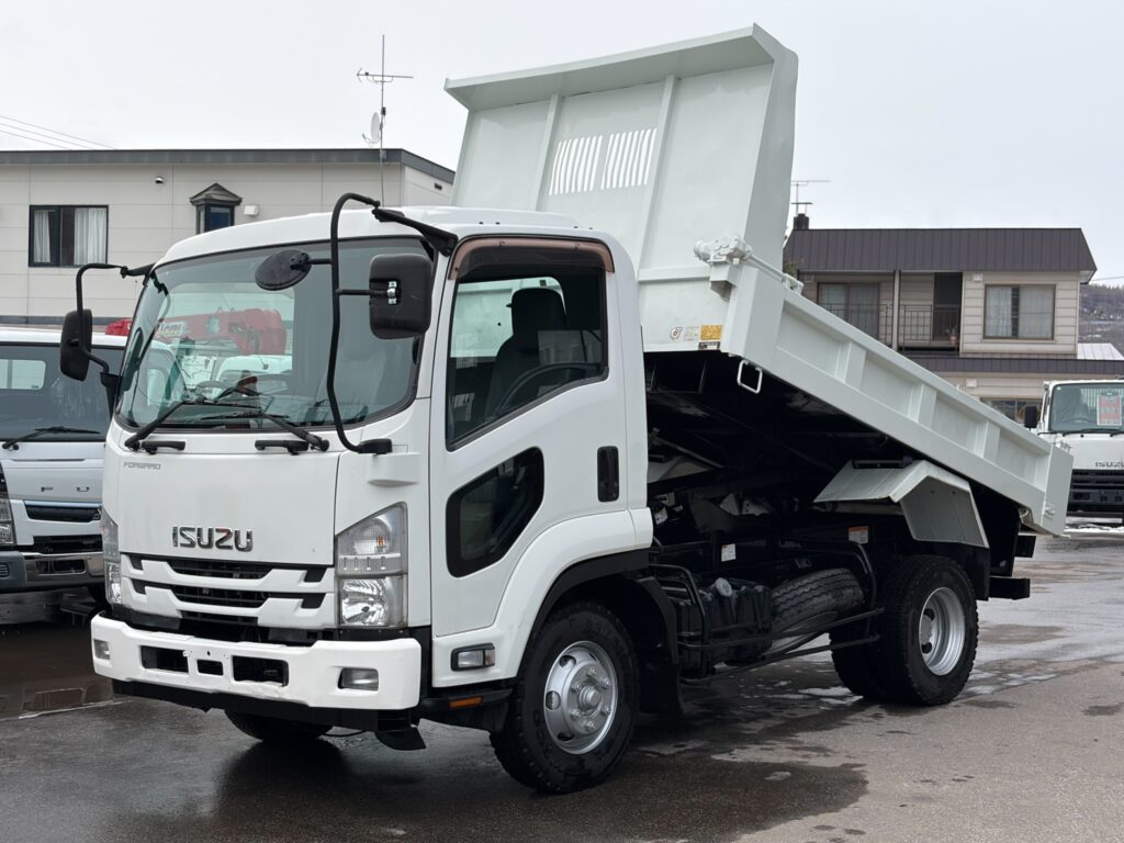 【平成27年式】　いすゞ　フォワード　4tダンプ　Lゲート　電動コボレーン　車検1年付き【お問い合わせは北見店へ～TEL0157-57-7166～】