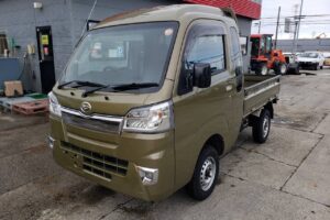 令和3年　ダイハツ　ハイゼット軽トラックジャンボ　4WD・デフロック（車検令和9年10月）