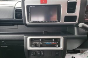 サムネイル: 令和3年　ダイハツ　ハイゼット軽トラックジャンボ　4WD・デフロック（車検令和9年10月）