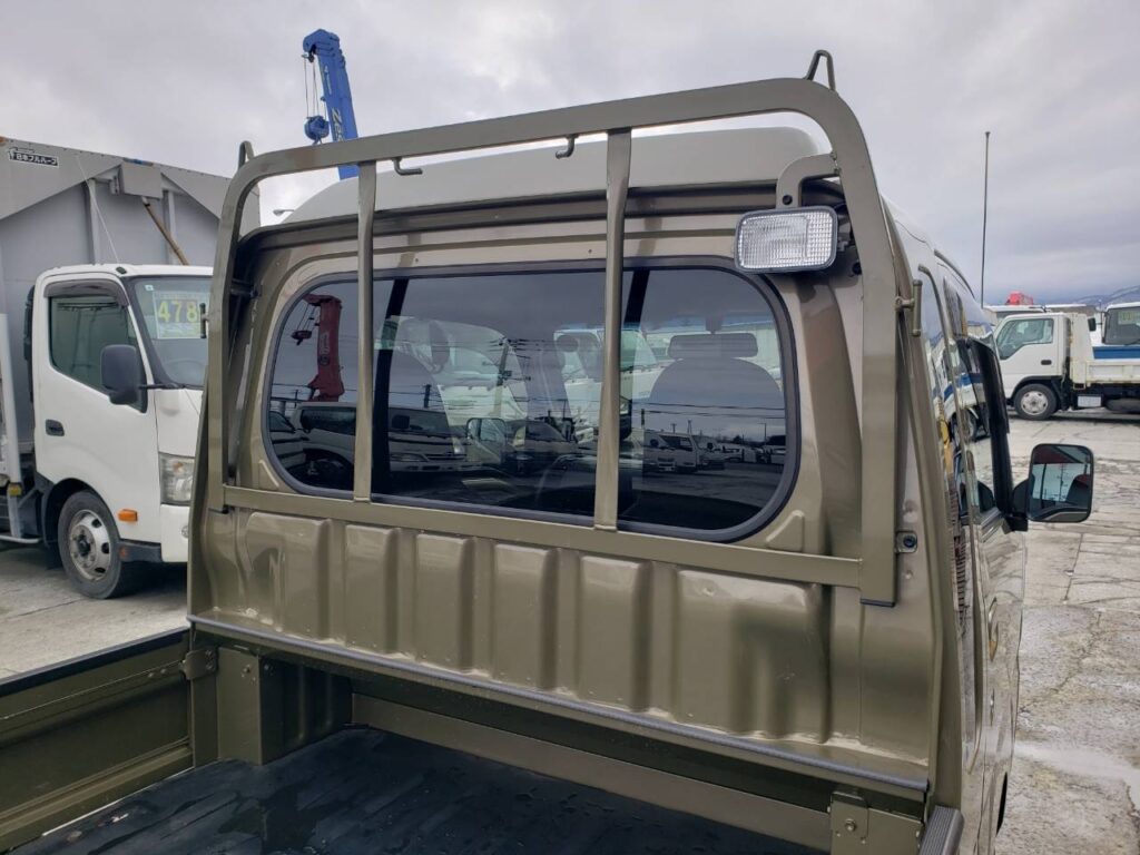 令和3年　ダイハツ　ハイゼット軽トラックジャンボ　4WD・デフロック（車検令和9年10月）