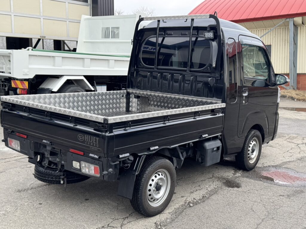 令和4年　ハイゼット軽トラジャンボエクストラ4WD　オートマ　走行約2万キロ　車検2年付