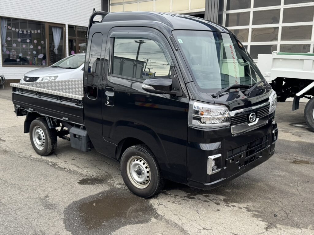 令和4年　ハイゼット軽トラジャンボエクストラ4WD　オートマ　走行約2万キロ　車検2年付