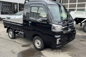 サムネイル: 令和4年　ハイゼット軽トラジャンボエクストラ4WD　オートマ　走行約2万キロ　車検2年付