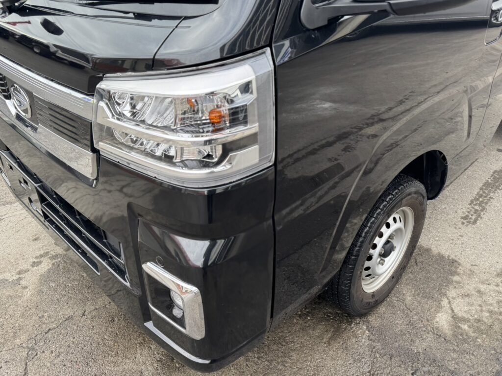 令和4年　ハイゼット軽トラジャンボエクストラ4WD　オートマ　走行約2万キロ　車検2年付