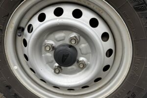 サムネイル: 令和4年　ハイゼット軽トラジャンボエクストラ4WD　オートマ　走行約2万キロ　車検2年付