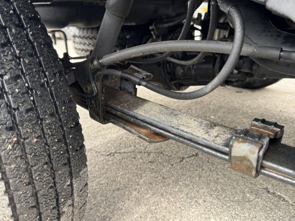 令和4年　ハイゼット軽トラジャンボエクストラ4WD　オートマ　走行約2万キロ　車検2年付