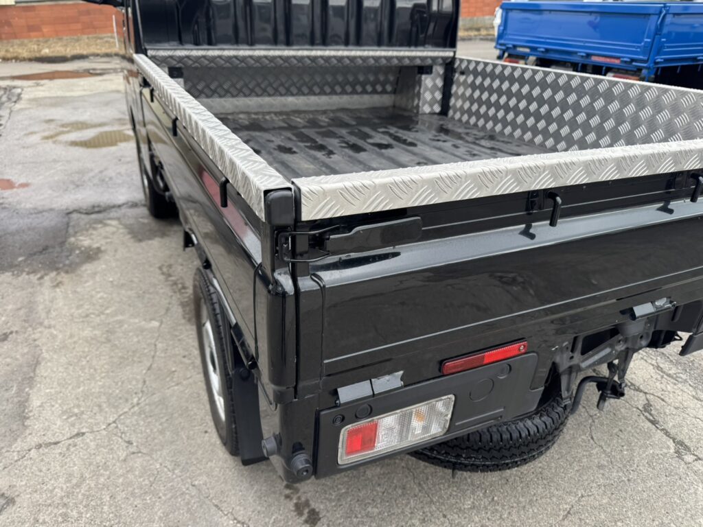 令和4年　ハイゼット軽トラジャンボエクストラ4WD　オートマ　走行約2万キロ　車検2年付