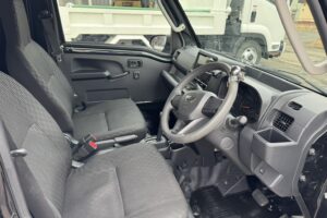 サムネイル: 令和4年　ハイゼット軽トラジャンボエクストラ4WD　オートマ　走行約2万キロ　車検2年付