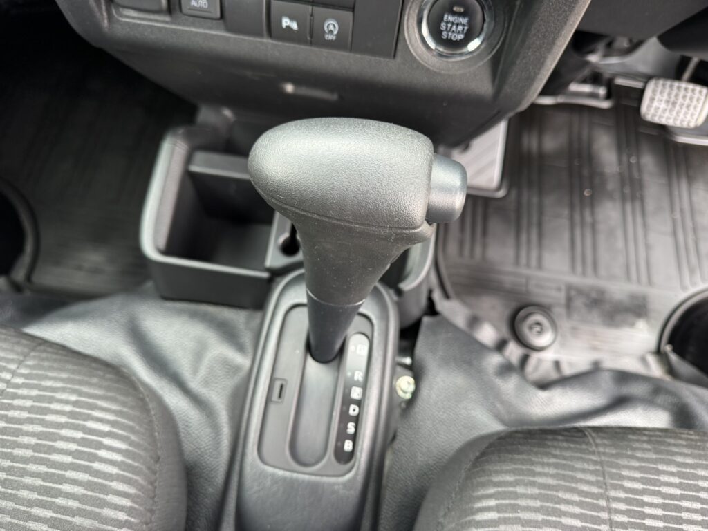 令和4年　ハイゼット軽トラジャンボエクストラ4WD　オートマ　走行約2万キロ　車検2年付