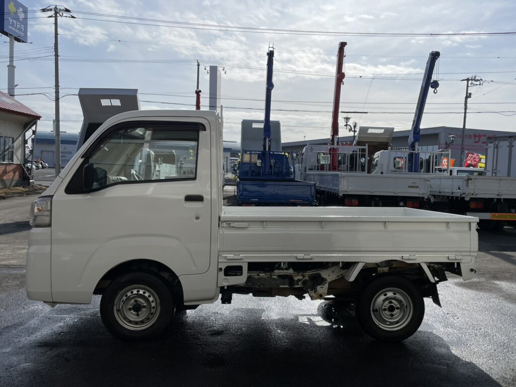 平成29年　ハイゼット軽トラスタンダード4WD　オートマ　車検2年付