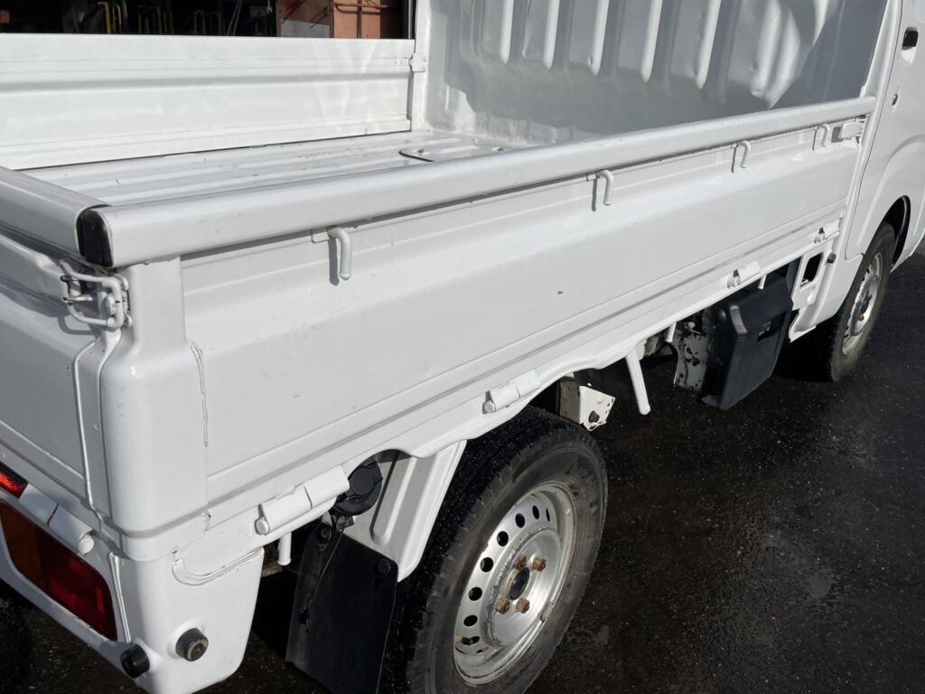 平成29年　ハイゼット軽トラスタンダード4WD　オートマ　車検2年付