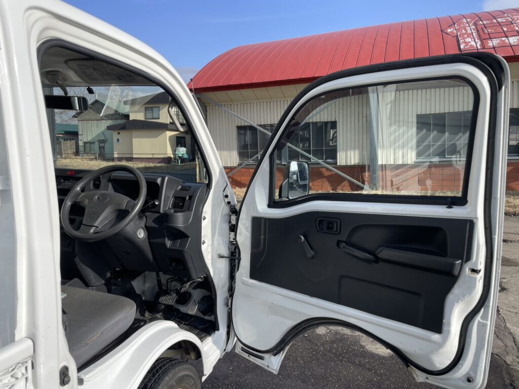 平成29年　ハイゼット軽トラスタンダード4WD　オートマ　車検2年付