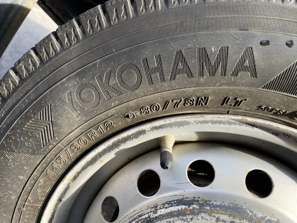 平成29年　ハイゼット軽トラスタンダード4WD　オートマ　車検2年付