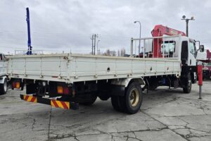 サムネイル: 平成27年　いすゞ　フォワード　４トン４段クレーンロング　フックイン・ラジコン付（車検令和８年11月）