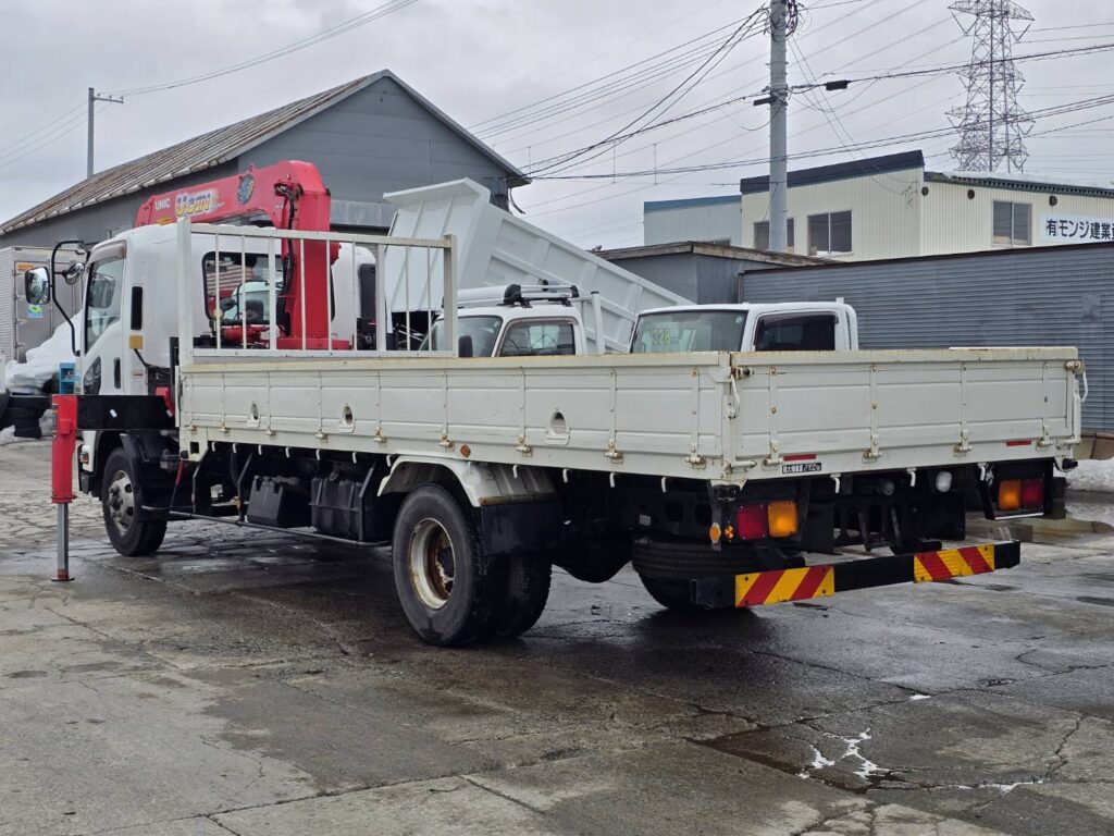 平成27年　いすゞ　フォワード　４トン４段クレーンロング　フックイン・ラジコン付（車検令和８年11月）