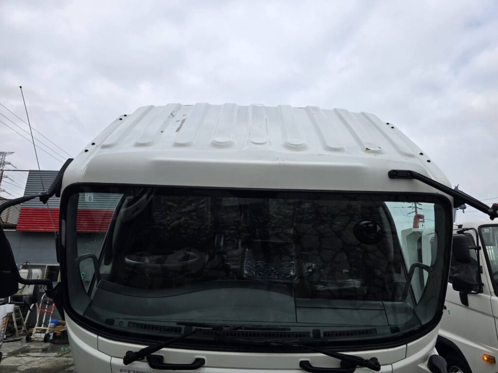 平成27年　いすゞ　フォワード　４トン４段クレーンロング　フックイン・ラジコン付（車検令和８年11月）