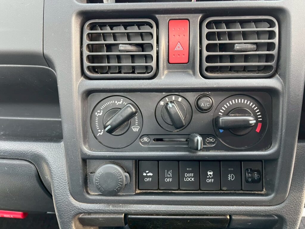 【★令和２年式★】スズキ　キャリートラックKX　4WD！！　【お問い合わせは北見店へ～TEL0157-57-7166～】