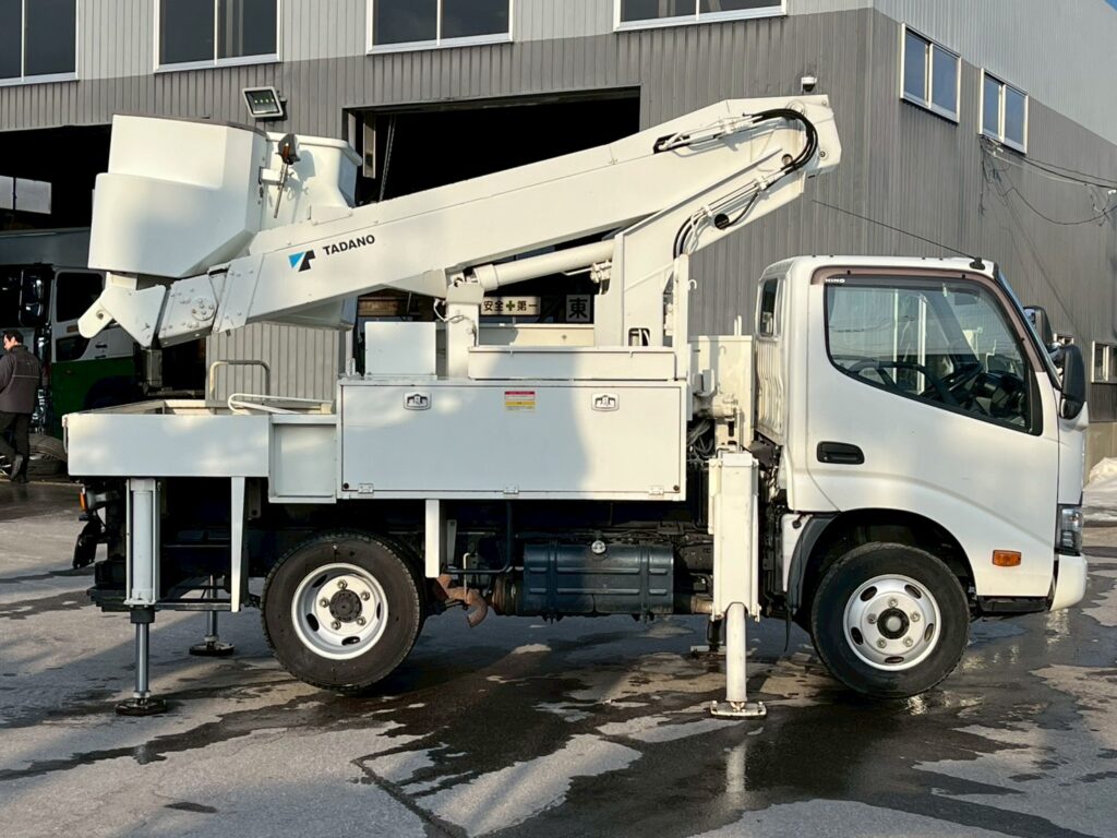 【★北見店★】【平成29年式】日野デュトロ9.9m高所作業車　FRPバケット【お問い合わせは北見店へ～TEL0157-57-7166～】