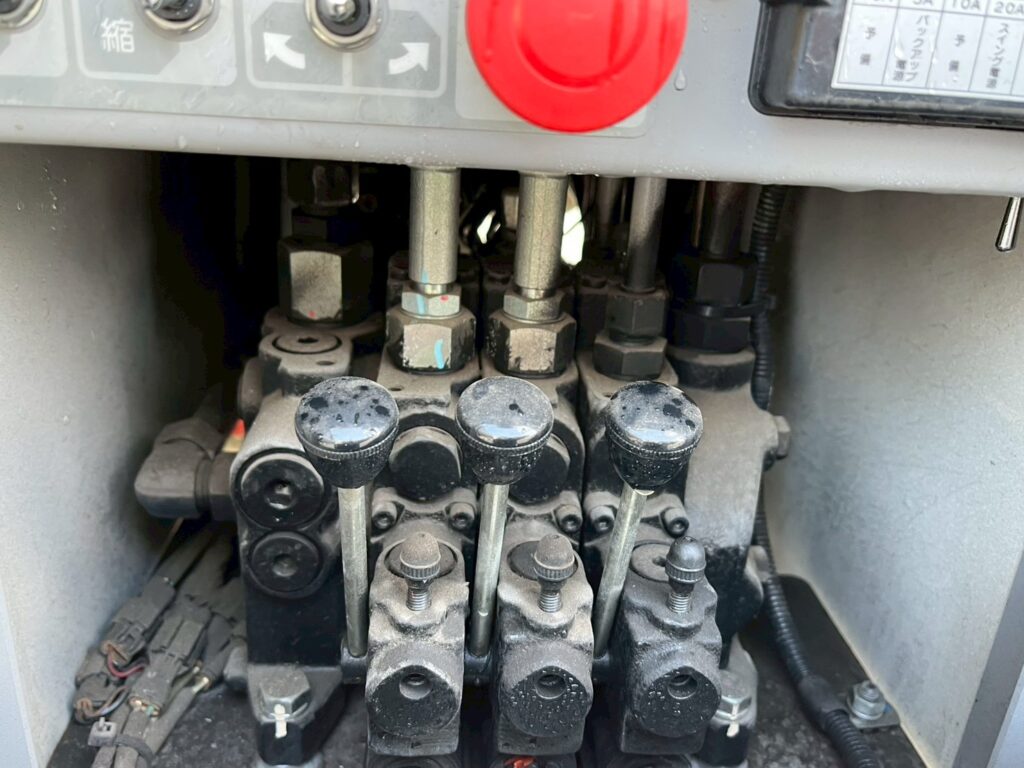 【★北見店★】【平成29年式】日野デュトロ9.9m高所作業車　FRPバケット【お問い合わせは北見店へ～TEL0157-57-7166～】