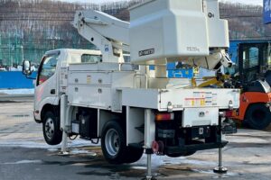 サムネイル: 【★北見店★】【平成29年式】日野デュトロ9.9m高所作業車　FRPバケット【お問い合わせは北見店へ～TEL0157-57-7166～】