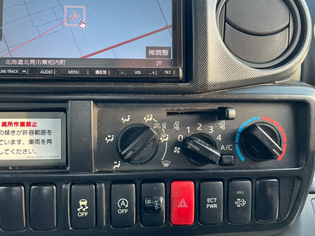 【★北見店★】【平成29年式】日野デュトロ9.9m高所作業車　FRPバケット【お問い合わせは北見店へ～TEL0157-57-7166～】