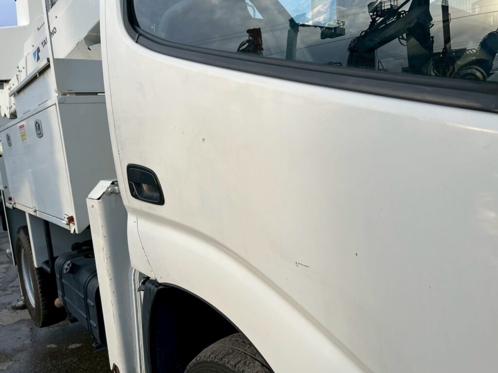 【★北見店★】【平成29年式】日野デュトロ9.9m高所作業車　FRPバケット【お問い合わせは北見店へ～TEL0157-57-7166～】