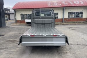 サムネイル: 令和7年　キャリイトラック　KCエアコン・パワステ　４WD　オートマ　走行10㎞　車検令和9年9月