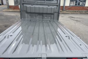 サムネイル: 令和7年　キャリイトラック　KCエアコン・パワステ　４WD　オートマ　走行10㎞　車検令和9年9月