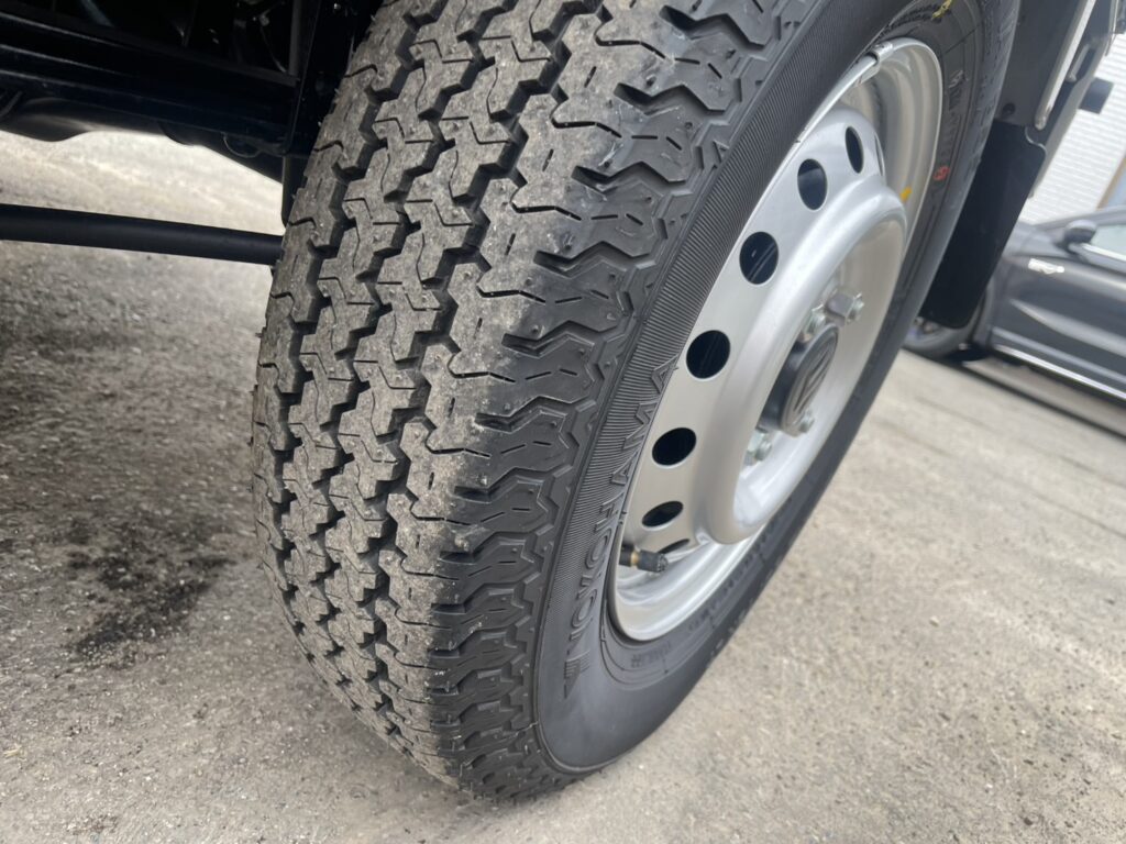 令和7年　キャリイトラック　KCエアコン・パワステ　４WD　オートマ　走行10㎞　車検令和9年9月