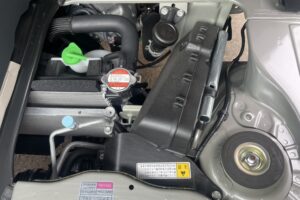 サムネイル: 令和7年　キャリイトラック　KCエアコン・パワステ　４WD　オートマ　走行10㎞　車検令和9年9月