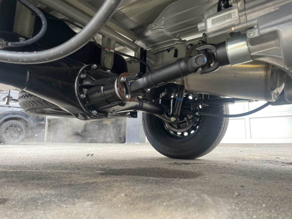 令和7年　キャリイトラック　KCエアコン・パワステ　４WD　オートマ　走行10㎞　車検令和9年9月