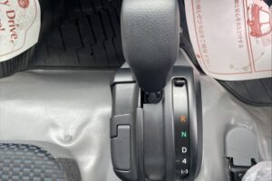 サムネイル: 令和2年　デュトロ2トン平ワイドロング　オートマ　フル装備　走行6.7万キロ　車検1年付