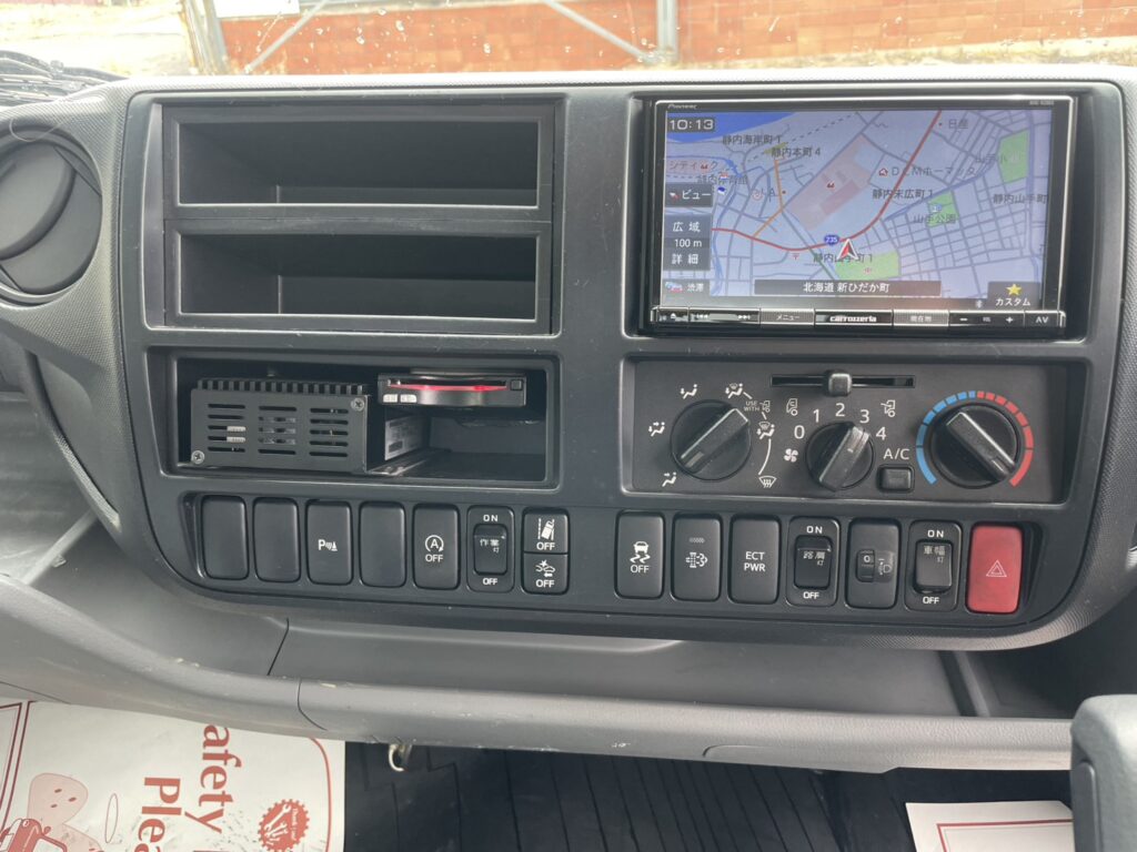 令和2年　デュトロ2トン平ワイドロング　オートマ　フル装備　走行6.7万キロ　車検1年付